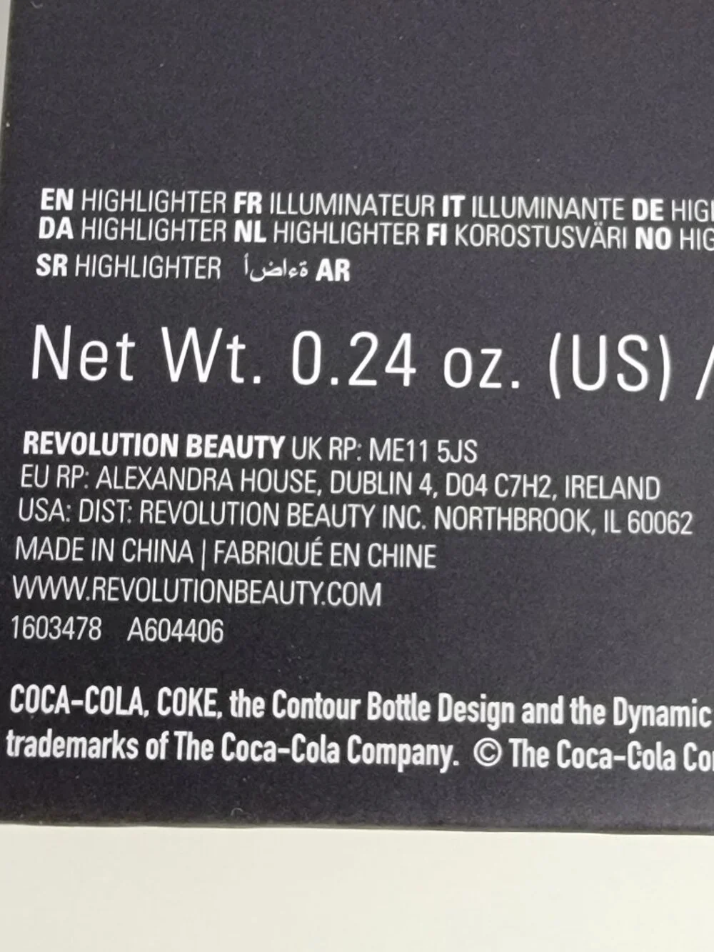 Revolution: Coca~Cola Highlighter Powder Compact